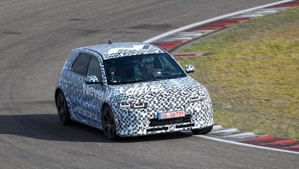 Hyundai Ioniq 5 N tra il finto cambio 8 marce e un raffreddamento ad hoc