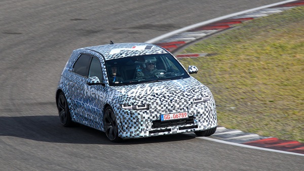 Hyundai Ioniq 5 N tra il finto cambio 8 marce e un raffreddamento ad hoc
