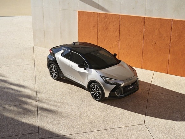 Nuova Toyota C-HR, crossover anticonvenzionale