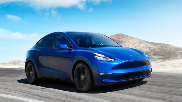 Tesla Model Y svetta in Europa, le vendite delle EV superano le Diesel