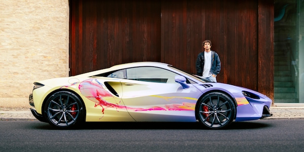 McLaren Artura by Cevin Parker, opera d'arte mobile