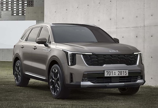 Kia Sorento restyling, il frontale è di stampo EV9