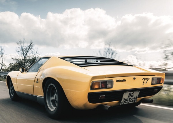 Su Auto in edicola: Lamborghini, al volate della storia