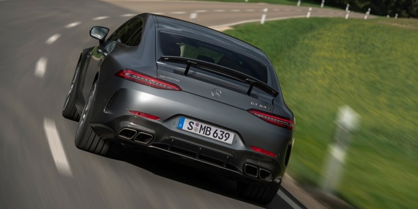 Mercedes-AMG, il ritorno ibrido plug-in del V8 biturbo