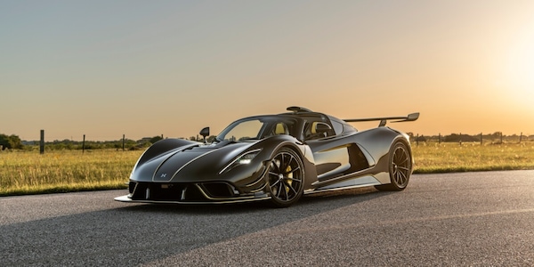 Hennessey Venom F5 Revolution Roadster, 1.817 cv a cielo aperto