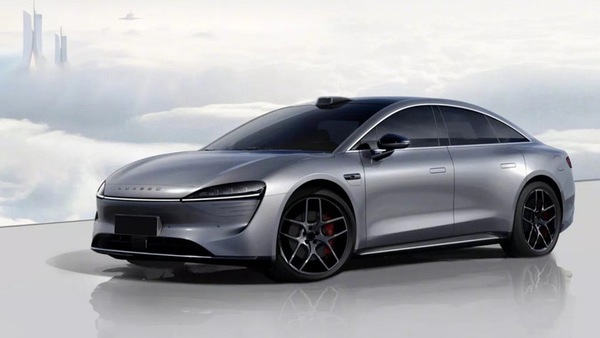 Huawei Luxeed EH3, ecco la berlina elettrica pronta a sfidare Tesla