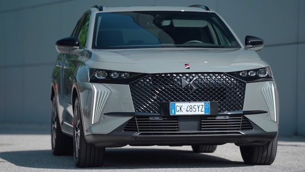 DS 7 E-Tense, la guida completa all'acquisto
