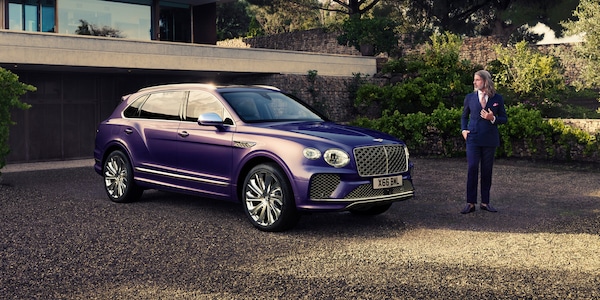 Bentley Bentayga EWB Mulliner, extra lusso a passo lungo