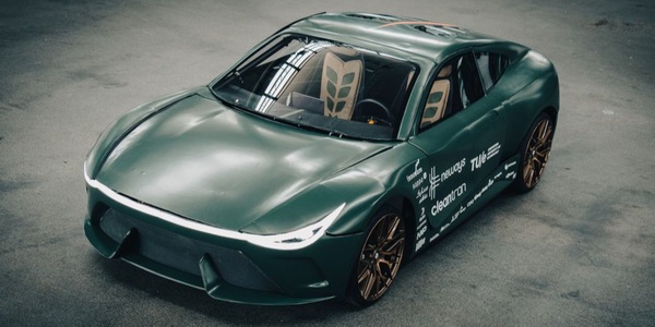 Eterna, l'auto elettrica che dura per sempre