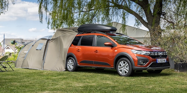 Dacia Pack Sleep, la Jogger diventa una camera da letto