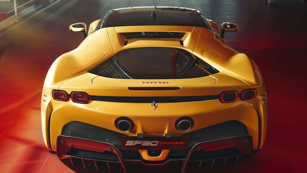 Auto usate: ecco le cinque più potenti in vendita in Italia