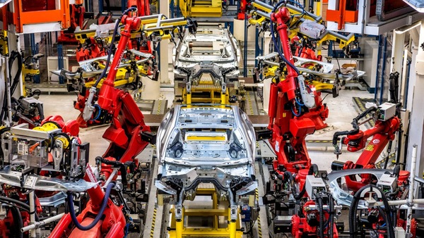 Auto Speed Date: mercato in ripresa ma elettriche e plug-in non decollano