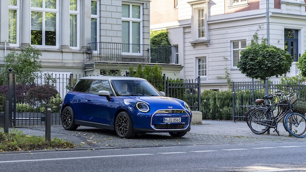 Mini elettriche, non solo Cina: produzione anche a Oxford