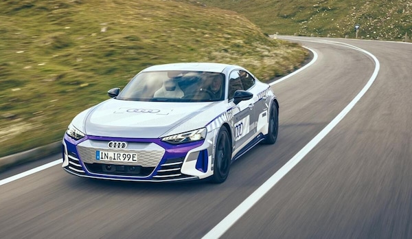 Audi RS e-tron GT ice race edition, supersportiva delle nevi