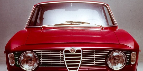 Buon compleanno Alfa Romeo Giulia Sprint GT