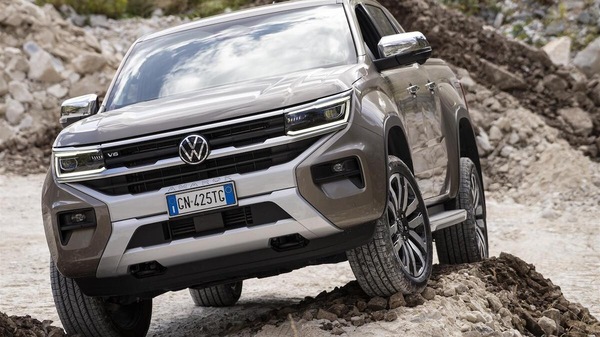 Nuovo Volkswagen Amarok al debutto, i prezzi e le versioni