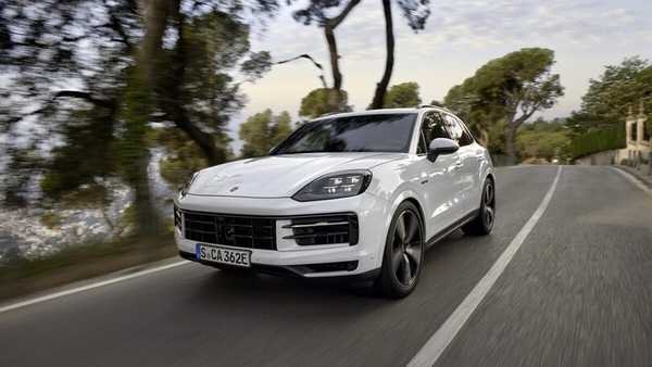 Porsche Cayenne S E-Hybrid, l'ibrida plug-in "di mezzo"