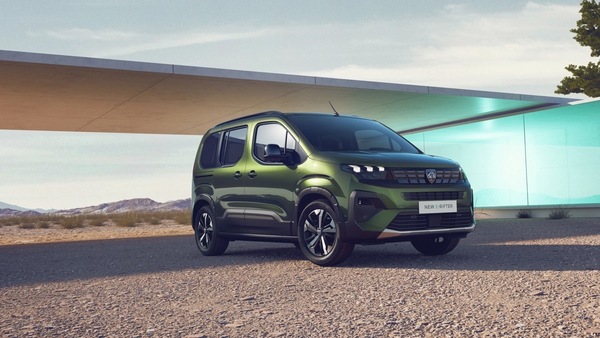Peugeot E-Rifter restyling, più autonomia e un volto nuovo