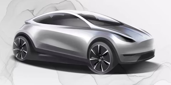 Elon Musk nella Gigafactory di Berlino "Model 2 si farà qui"