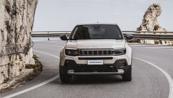 Jeep Avenger e-Hybrid, arriva la mild 1.2 turbo con le funzioni elettriche