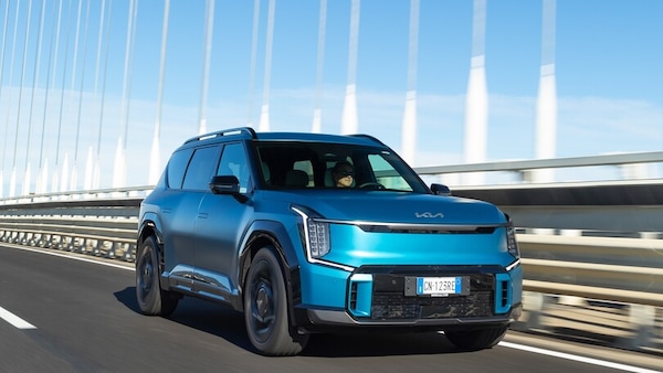 Nuova Kia EV9: il primo test su strada