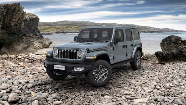 Jeep Wrangler 4xe 2024, ordini aperti sul restyling