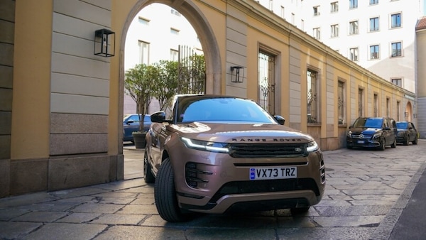 Anche l’ibrida plug-in per il rilancio della Range Rover Evoque