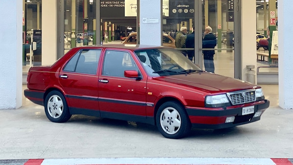 La Lancia Thema, quella "vera", celebrata dall’Heritage HUB