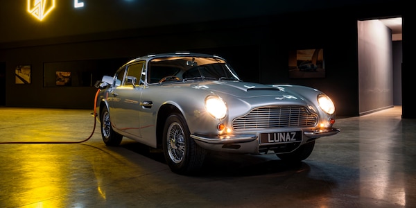 Lunaz Aston Martin DB6, il restomod elettrico