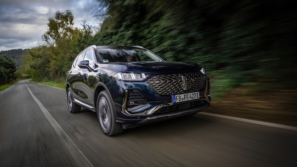 Nuova GWM WEY 03, il test drive