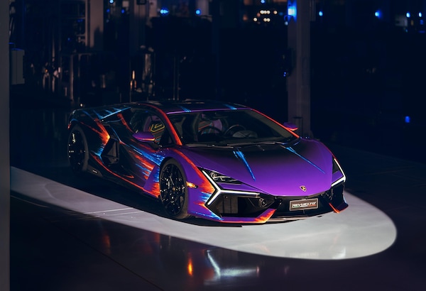 Lamborghini Revuelto Opera Unica (e opera d'arte a Miami)