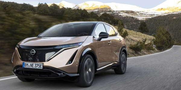 90 anni di Nissan, anniversario di successi
