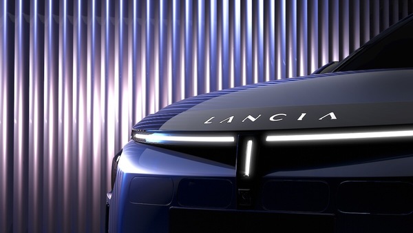 Nuova Lancia Ypsilon 2024 senza segreti: il design e le caratteristiche