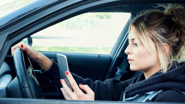 Sicurezza stradale, come si comportano gli italiani al volante