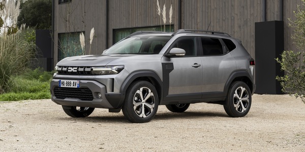 Dacia Duster, una stora fatta anche di prezzi