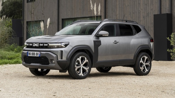 Dacia Duster, una stora fatta anche di prezzi