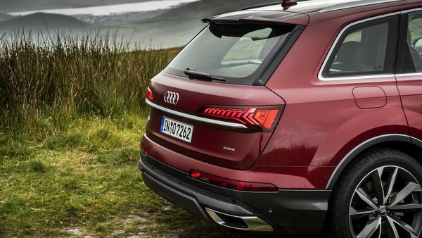 Audi Q9, prove di maxi-suv 7 posti oltre Q7