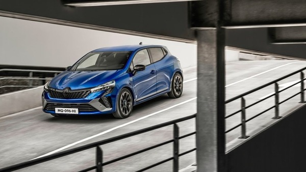 Renault Clio resisterà all'avanzata dell'elettrico: si a una nuova generazione