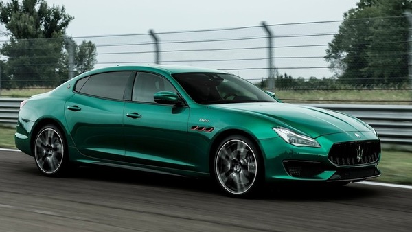 Maserati, Quattroporte elettrica si farà ma subisce il rinvio