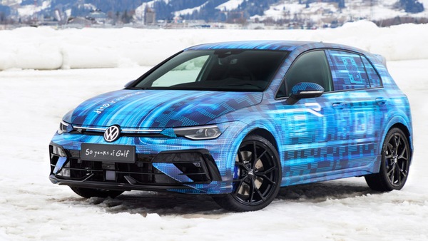 Golf R, prime foto ufficiali e anticipazioni: a quota 350 cv?