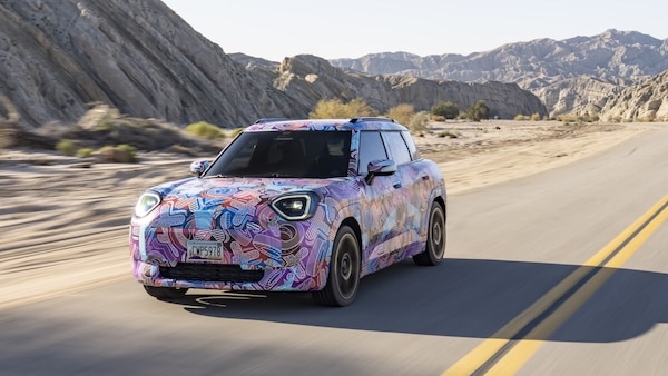 Mini Aceman lancia la sfida a Jeep Avenger