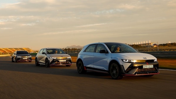 Ioniq 5 N, Hyundai lancia la sportivissima elettrica in Italia: i prezzi