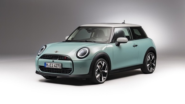 Nuova Mini Cooper S cala il sipario sui motori benzina