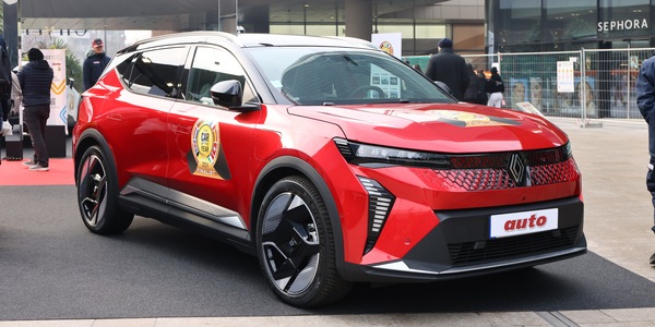 Renault Scenic E-Tech Electric, invito al viaggio elettrico