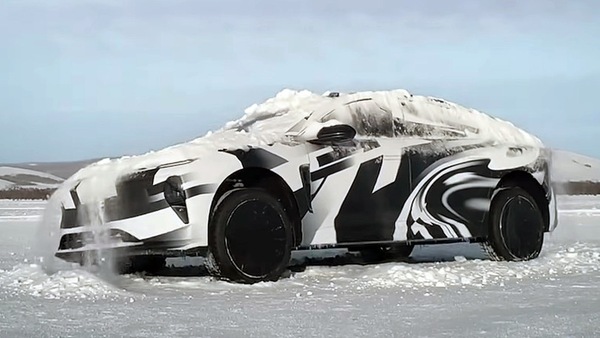 NIO ET9: le sospensioni attive possono “scuotere” l’abitacolo