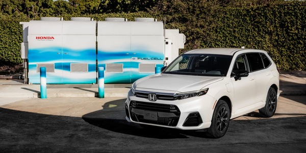 Honda crede nell'idrogeno, ecco CR-V e:FCEV