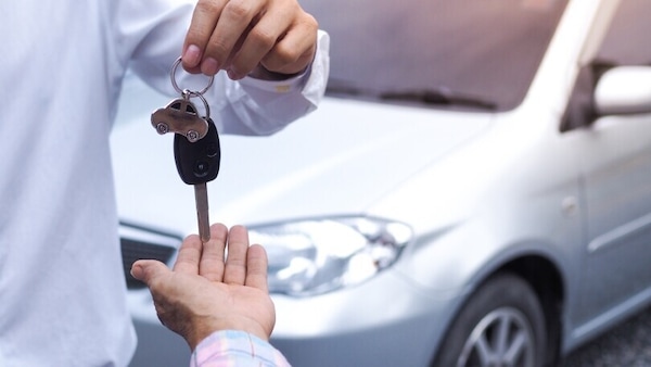 Mercato usato ancora in crescita: +72,4% delle ibride a benzina