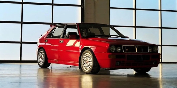 In vendita la Lancia Delta Integrale Evoluzione di Gilles, designer Stellantis