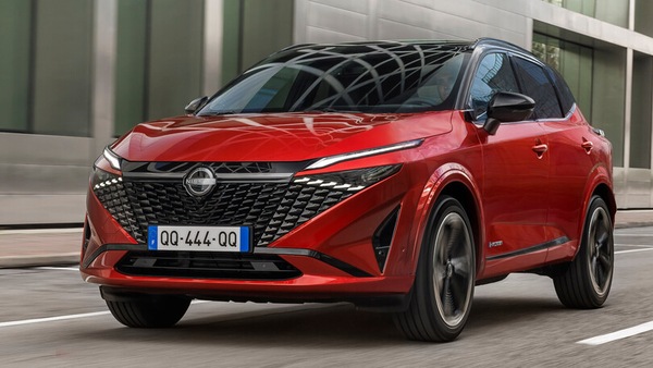 Nissan Qashqai, il crossover cambia look e diventa più tecnologico