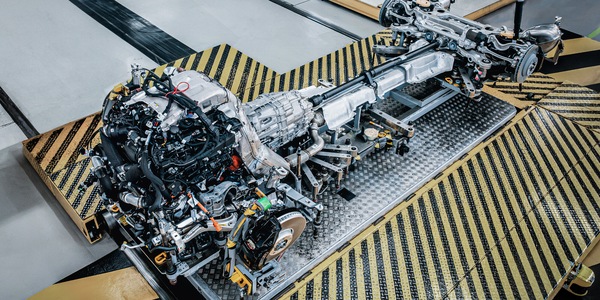 Bentley non fa come Ferrari, addio al W12